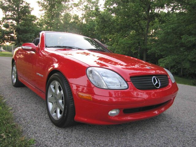 2003 Mercedes-Benz SLK-Class Limited 7-passenger