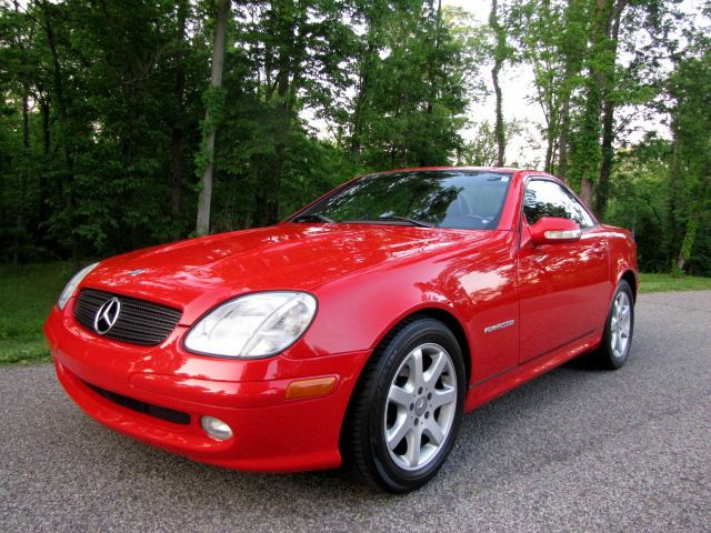 2003 Mercedes-Benz SLK-Class Limited 7-passenger