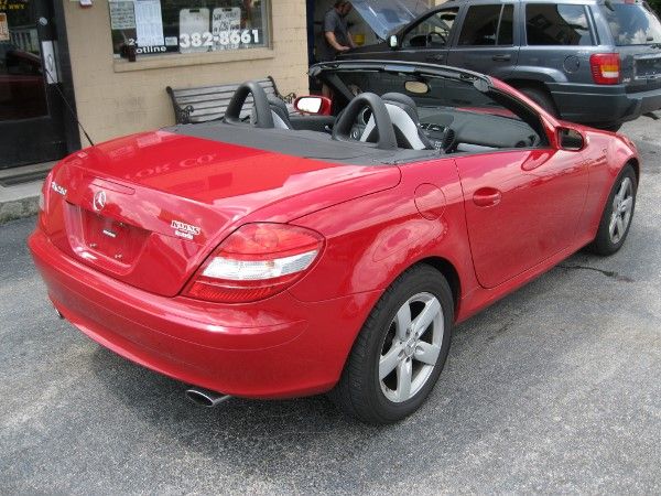 2006 Mercedes-Benz SLK-Class Unknown