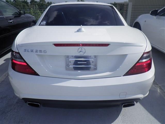 2012 Mercedes-Benz SLK-Class Crew Cab Short Box 4-wheel Drive LT 4x4 Truck