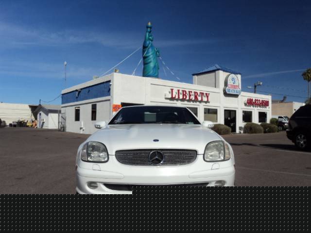 2001 Mercedes-Benz SLK Class 2dr HB DSG Hatchback