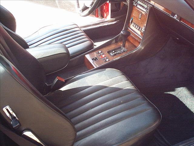 1985 Mercedes-Benz SL Class 2.5L
