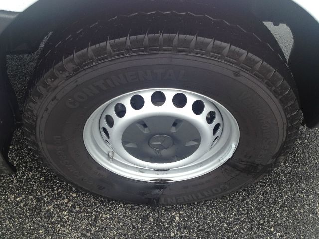 2012 Mercedes-Benz Sprinter 2500 2010 Dodge R/T