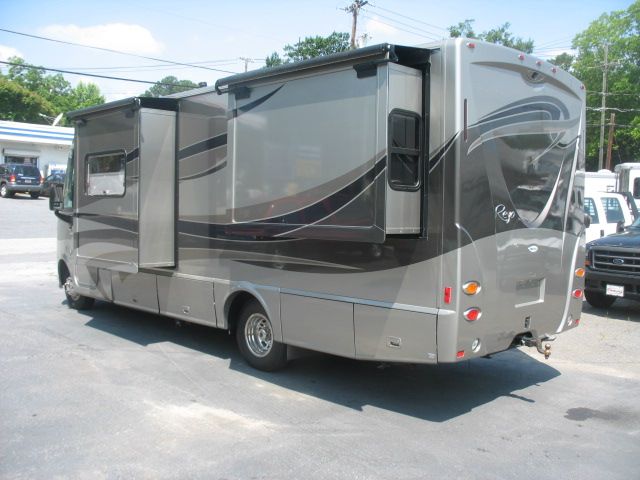 2010 Mercedes-Benz Sprinter 3500 Styleside Super Crew