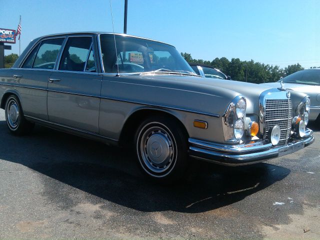 1972 Mercedes Benz 280 5XT
