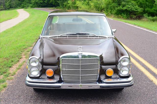 1972 Mercedes Benz 280SEL Unknown