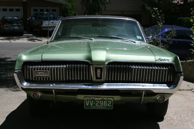 1967 Mercury Cougar LE 4-door
