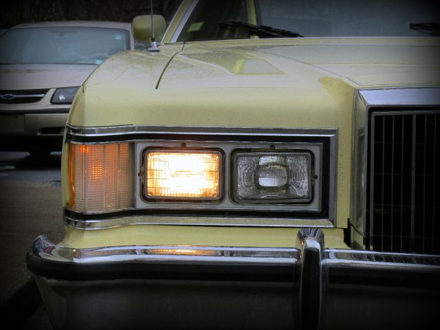 1977 Mercury Cougar LE 4-door