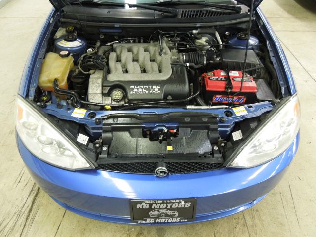 2002 Mercury Cougar 4dr Sdn 2.4L FWD
