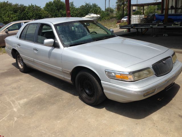 1996 Mercury Grand Marquis Blk Ext With Silver Trin