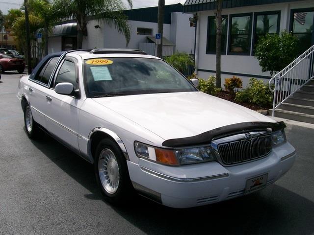 1999 Mercury Grand Marquis Touring W/nav.sys