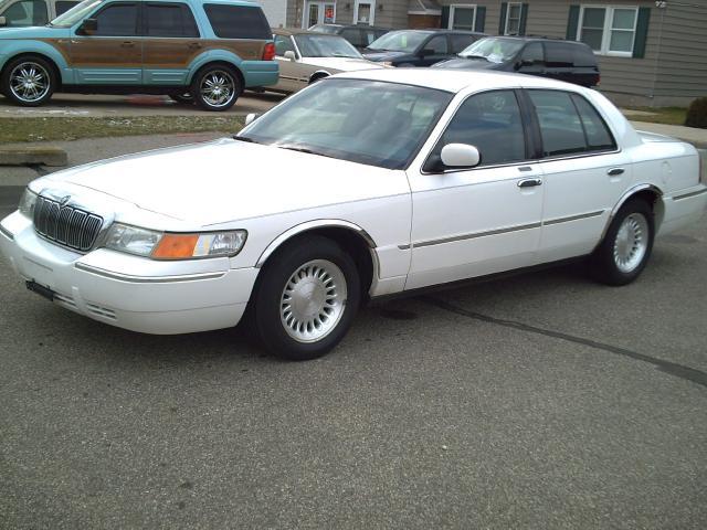 1999 Mercury Grand Marquis Touring W/nav.sys