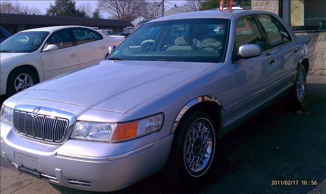 2000 Mercury Grand Marquis XLT Crewcab