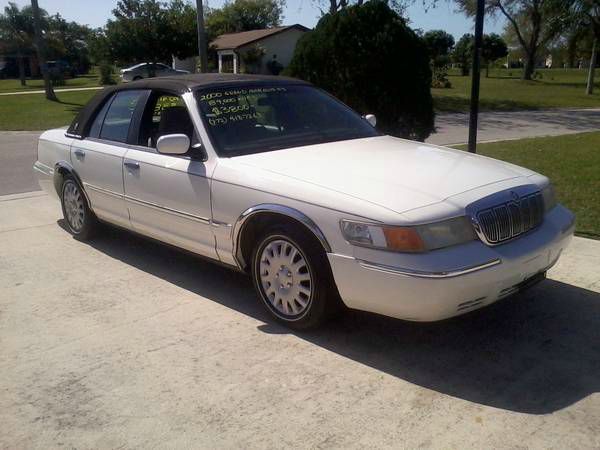 2000 Mercury Grand Marquis Unknown