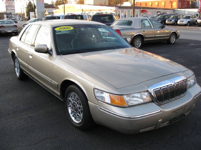 2000 Mercury Grand Marquis XLS