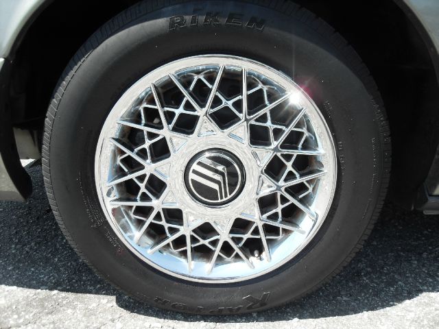 2001 Mercury Grand Marquis XLS