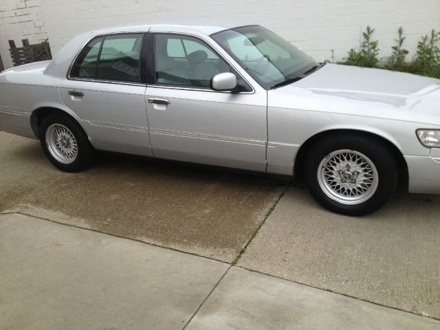 2001 Mercury Grand Marquis Touring W/nav.sys