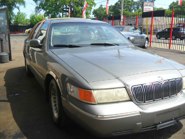 2002 Mercury Grand Marquis BMW Z4 2.5i-silver-sport/premi