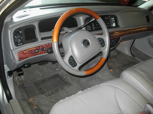 2002 Mercury Grand Marquis S 5 Passenger