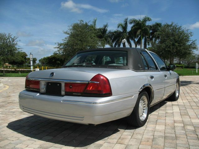 2002 Mercury Grand Marquis S 5 Passenger