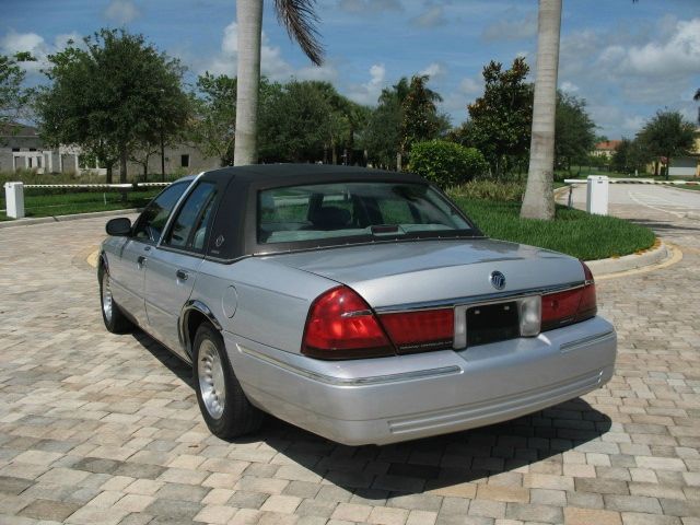 2002 Mercury Grand Marquis S 5 Passenger
