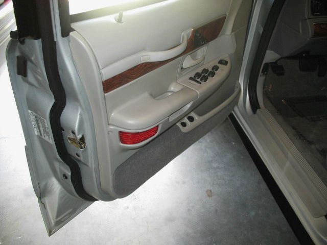 2002 Mercury Grand Marquis S 5 Passenger