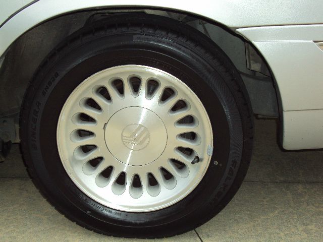 2002 Mercury Grand Marquis S 5 Passenger