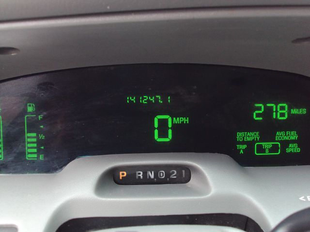 2002 Mercury Grand Marquis S 5 Passenger