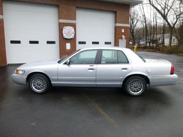 2002 Mercury Grand Marquis XLS