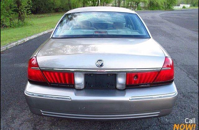 2002 Mercury Grand Marquis XLS