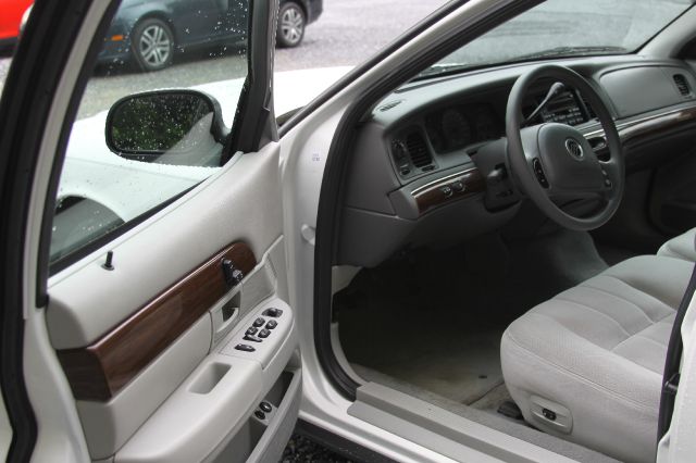 2003 Mercury Grand Marquis XLS
