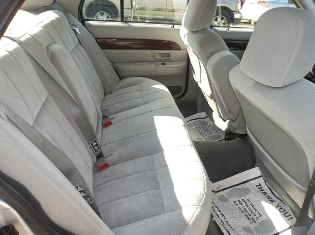 2003 Mercury Grand Marquis Unknown