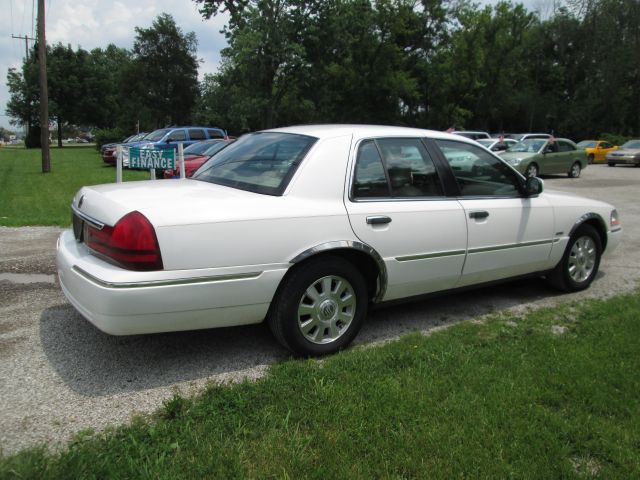 2003 Mercury Grand Marquis S 5 Passenger