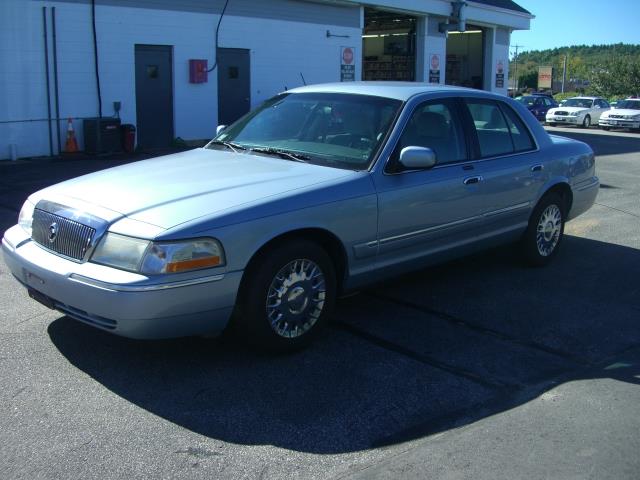 2003 Mercury Grand Marquis Luxury Edition