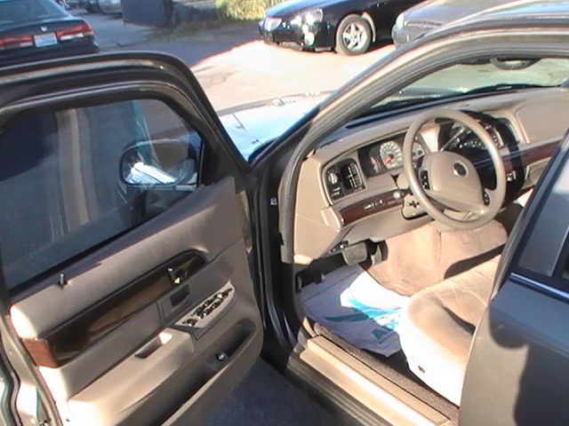 2003 Mercury Grand Marquis XLS