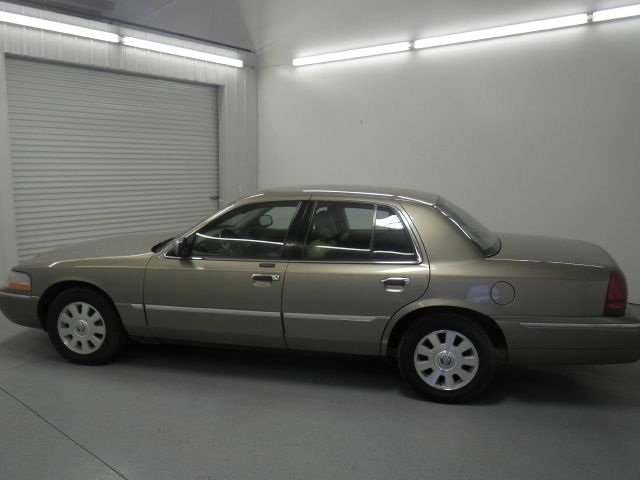 2003 Mercury Grand Marquis S 5 Passenger