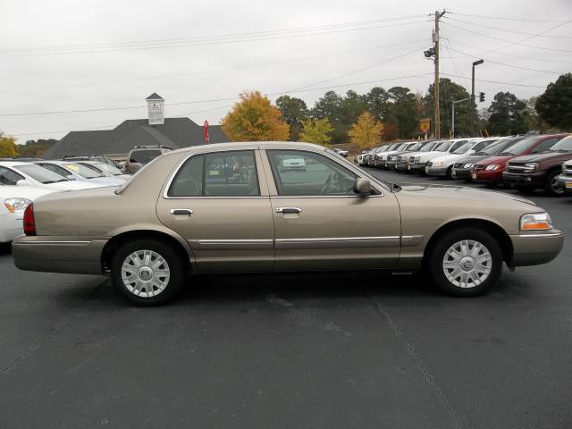 2004 Mercury Grand Marquis XLS