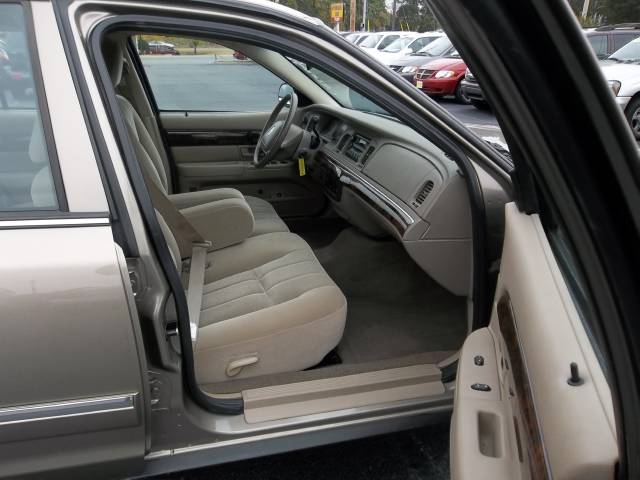 2004 Mercury Grand Marquis XLS