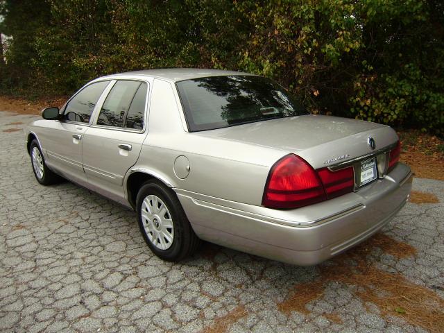 2004 Mercury Grand Marquis Crew Cab 167 WB 4WD DRW