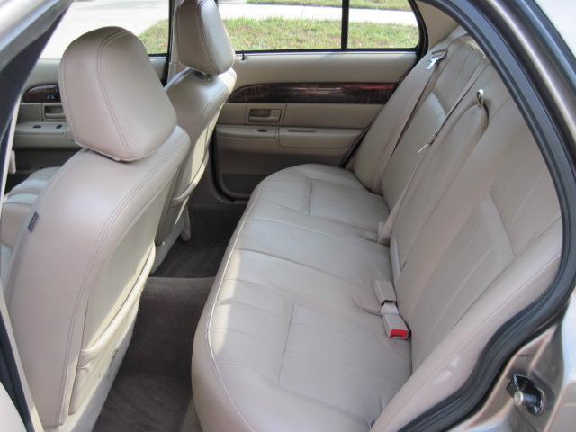2004 Mercury Grand Marquis Base GL