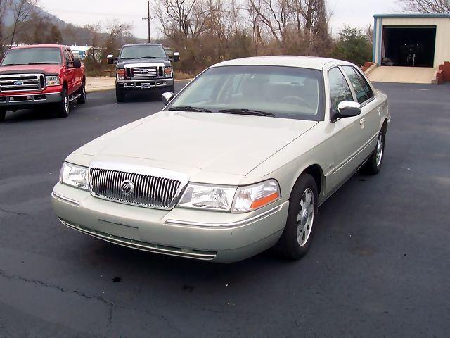 2004 Mercury Grand Marquis Touring W/nav.sys