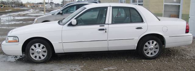 2004 Mercury Grand Marquis Base GL