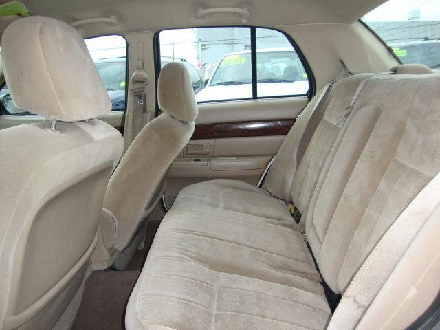 2004 Mercury Grand Marquis XLS