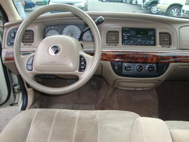 2004 Mercury Grand Marquis XLS