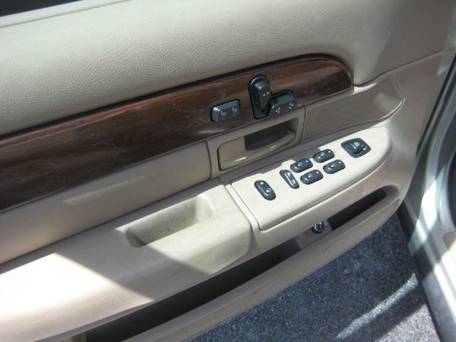 2004 Mercury Grand Marquis LS Premium