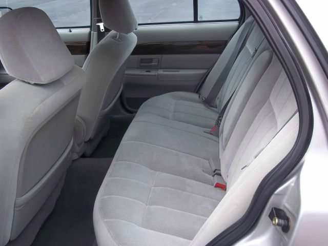 2004 Mercury Grand Marquis XLS