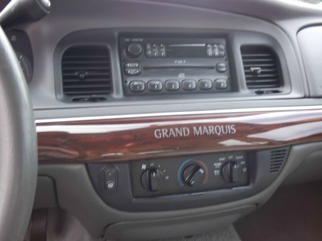 2004 Mercury Grand Marquis XLS