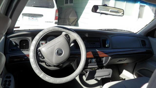2004 Mercury Grand Marquis XLS