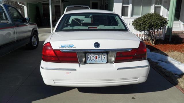 2004 Mercury Grand Marquis XLS