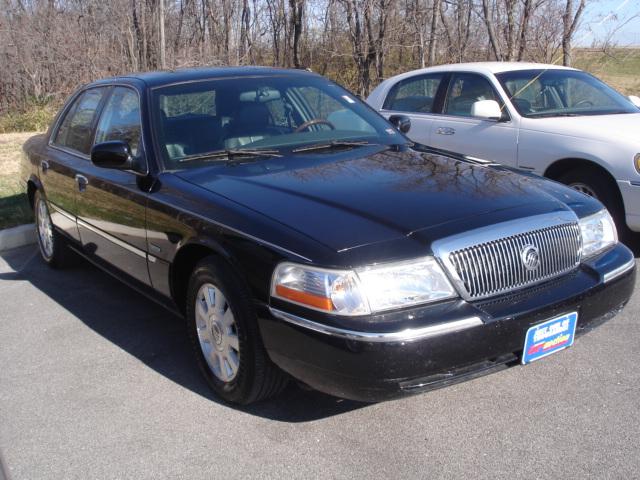 2004 Mercury Grand Marquis Touring W/nav.sys